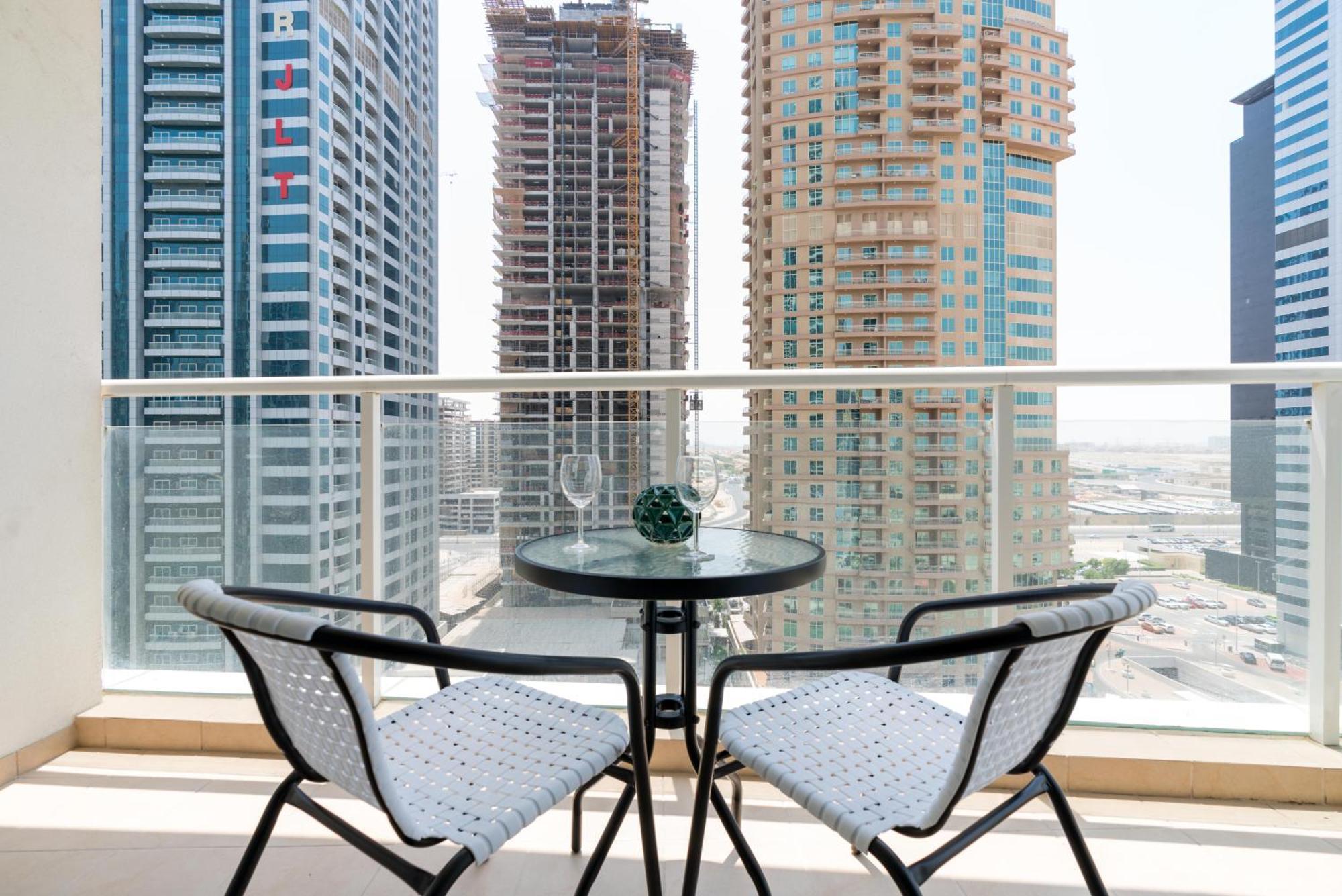 Apartment Modern Spacious Studio With Sea View - Jlt *